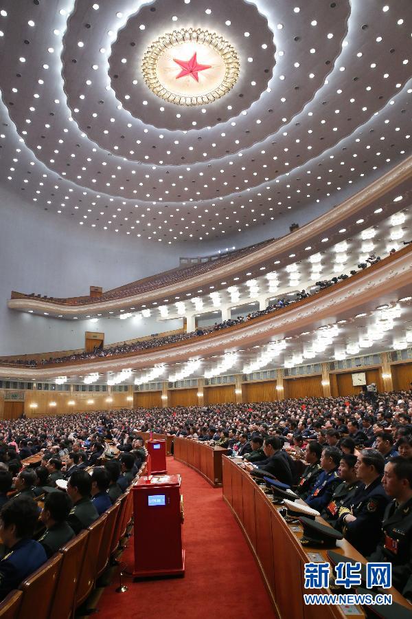 （兩會）（21）十二屆全國人大一次會議舉行第六次全體會議