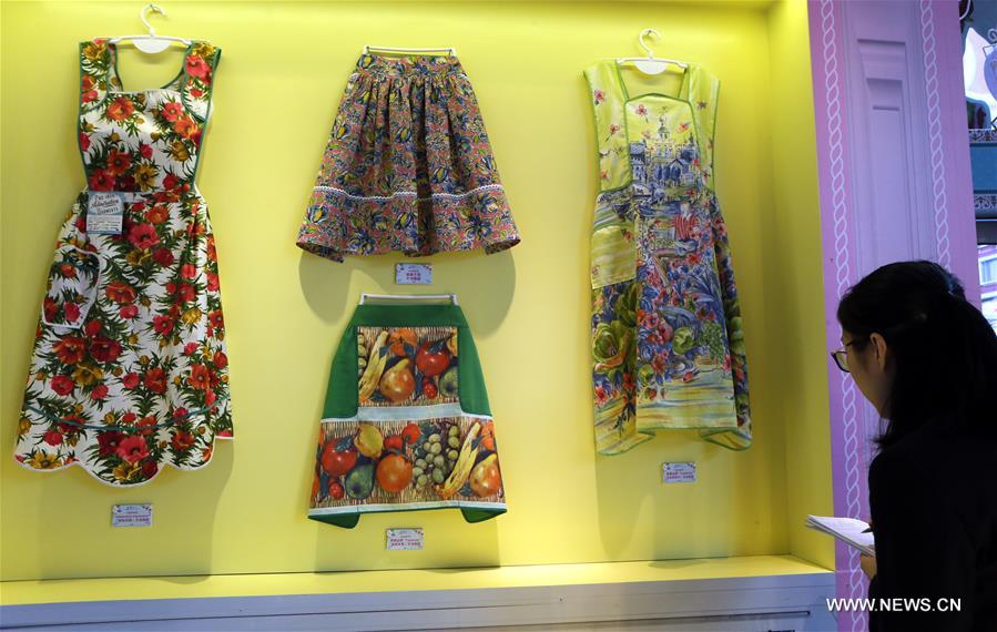 CHINA-HONG KONG-APRON-EXHIBITION (CN)