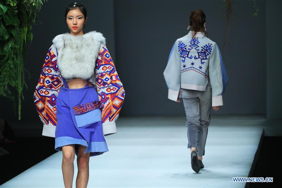 CHINA-BEIJING-GRADUATE FASHION WEEK (CN) 