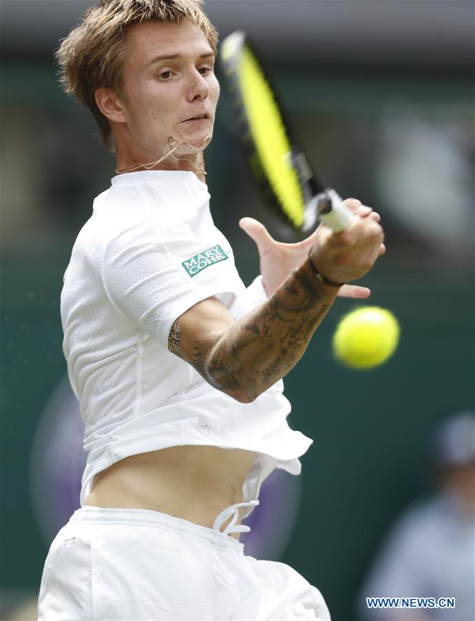 (SP)BRITAIN-LONDON-TENNIS-WIMBLEDON-DAY 1