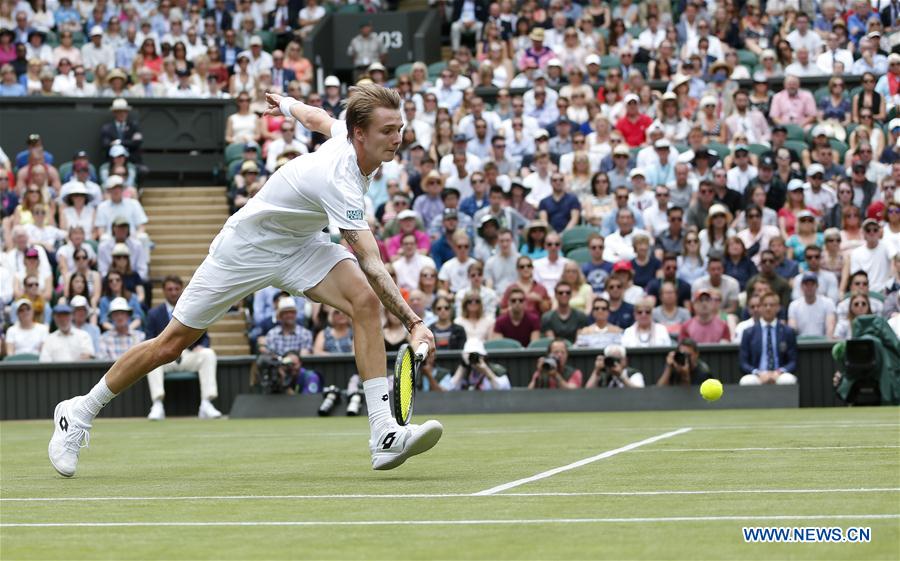 (SP)BRITAIN-LONDON-TENNIS-WIMBLEDON-DAY 1