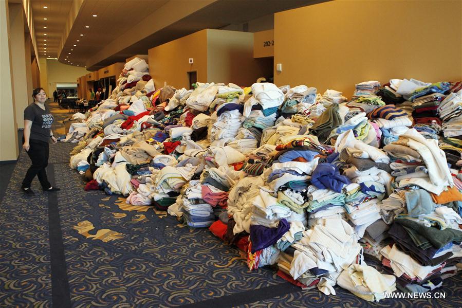 U.S.-HOUSTON-FLOOD-SHELTER