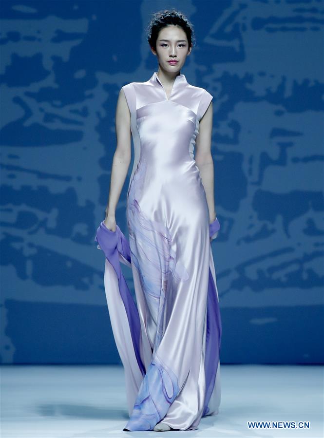 CHINA-BEIJING-FASHION WEEK-DENG ZHAOPING (CN)