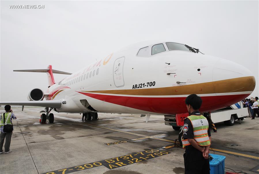 CHINA-SHANGHAI-ARJ21-COMMERCIAL FLIGHT (CN)