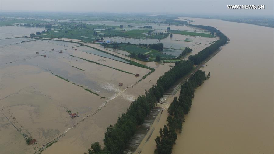 #CHINA-HUBEI-TIANMEN-FLOOD-DIKE BREACH (CN*)