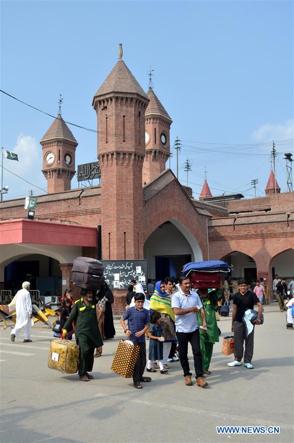 PAKISTAN-LAHORE-EID AL-ADHA-RETURN