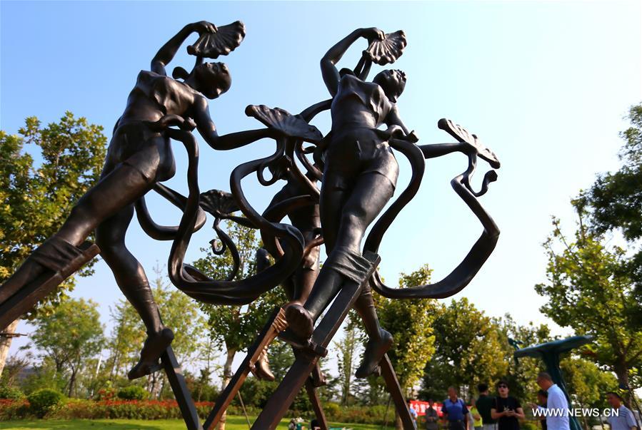 #CHINA-QINGDAO-INTERNATIONAL SCULPTURE FESTIVAL (CN)