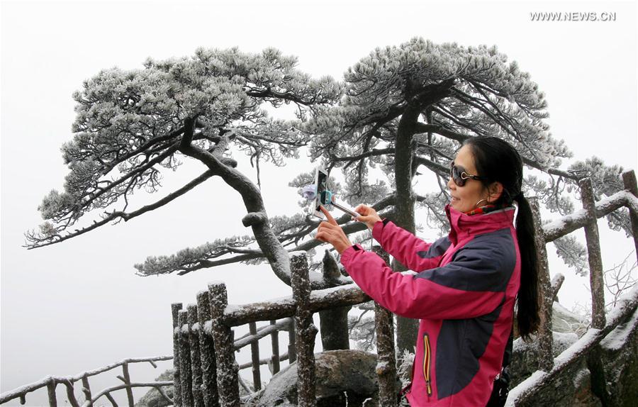 #CHINA-ANHUI-HUANGSHAN MOUNTAIN-SNOWFALL(CN) 