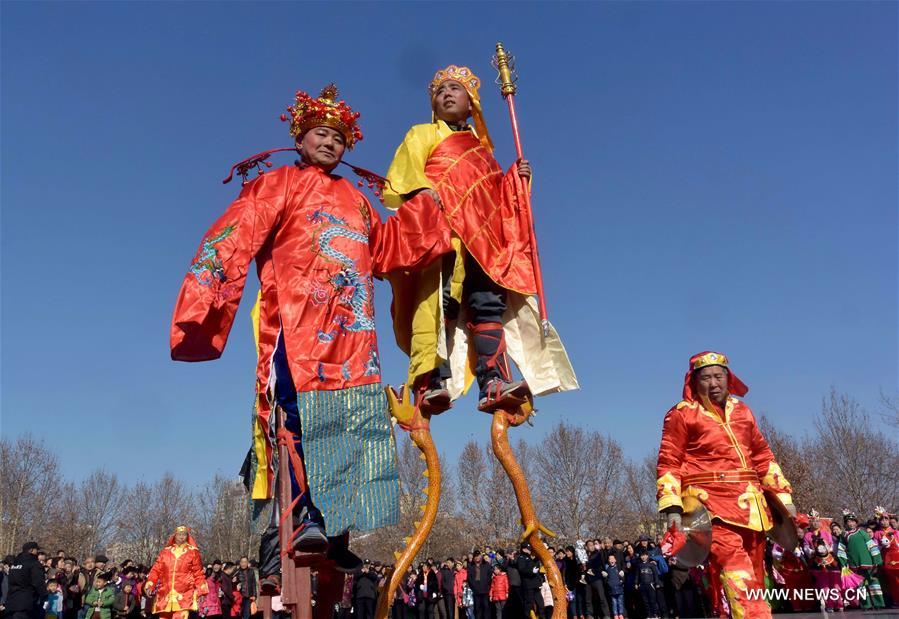 CHINA-ZHENGZHOU-FOLK ART PERFORMANCE (CN)