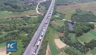 Aerial view of 9 km traffic jam in S China