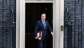 Cameron leaves 10 Downing Street for last Prime Minister's Questions