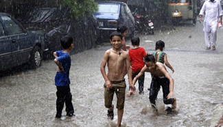 Daily life of monsoon season in E Pakistan