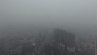 Heavy smog shrouds north China's Hohhot