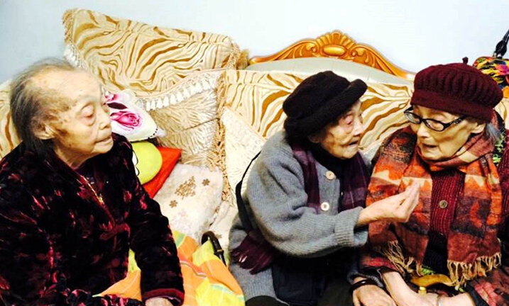 102歲婆婆追憶90歲妹妹：“年紀輕輕”就走了
