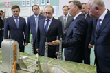 普京參觀俄“進步”航太火箭中心