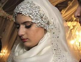 車臣警長年近半百娶17歲少女