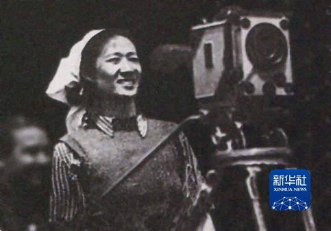 (社会)(3)瞿独伊同志逝世