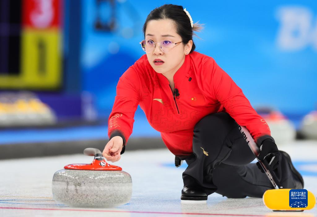 冰壶女子循环赛:中国队对阵瑞士队_北京2022年冬奥会_新华网