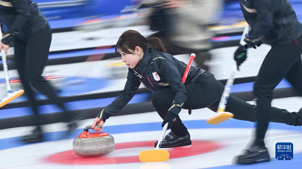 冰壶女子循环赛:韩国队胜日本队_北京2022年冬奥会_网
