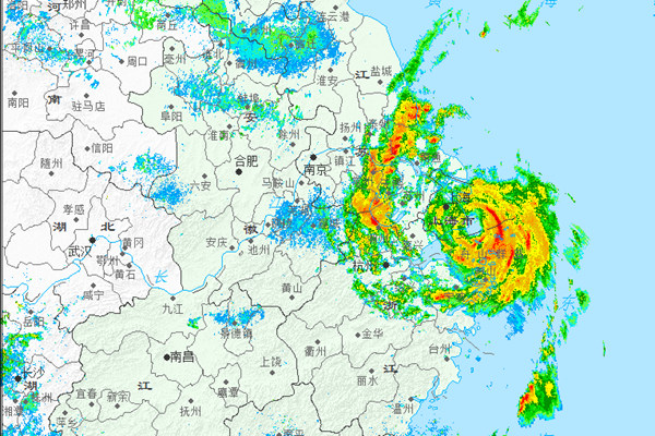 台风“贝碧嘉”登陆上海浦东 成为