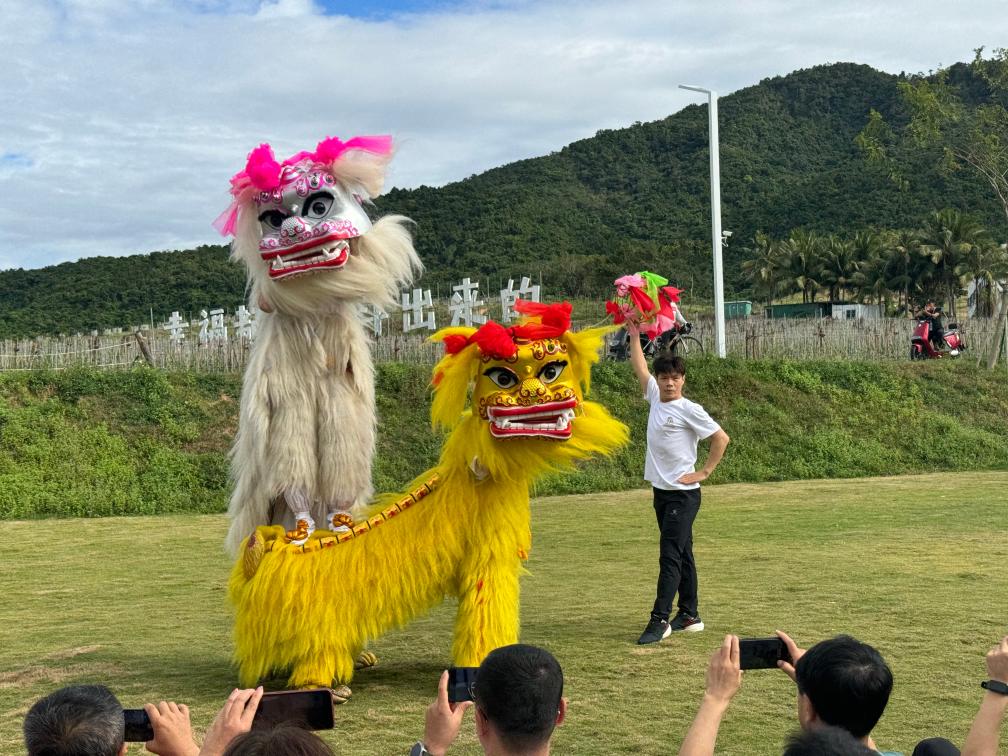 The Chinese family is so close to its neighbors around the world – athletes from Beijing and Qiongzhou do cultural exchange activities – Xinhuanet