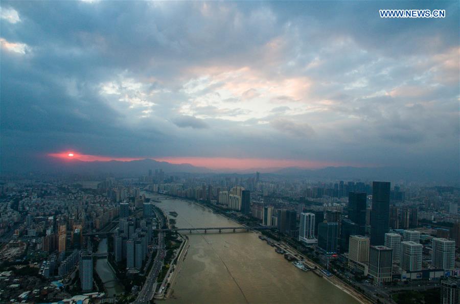 **CHINA-FUJIAN-TYPHOON MEGI-SUNSET（CN）