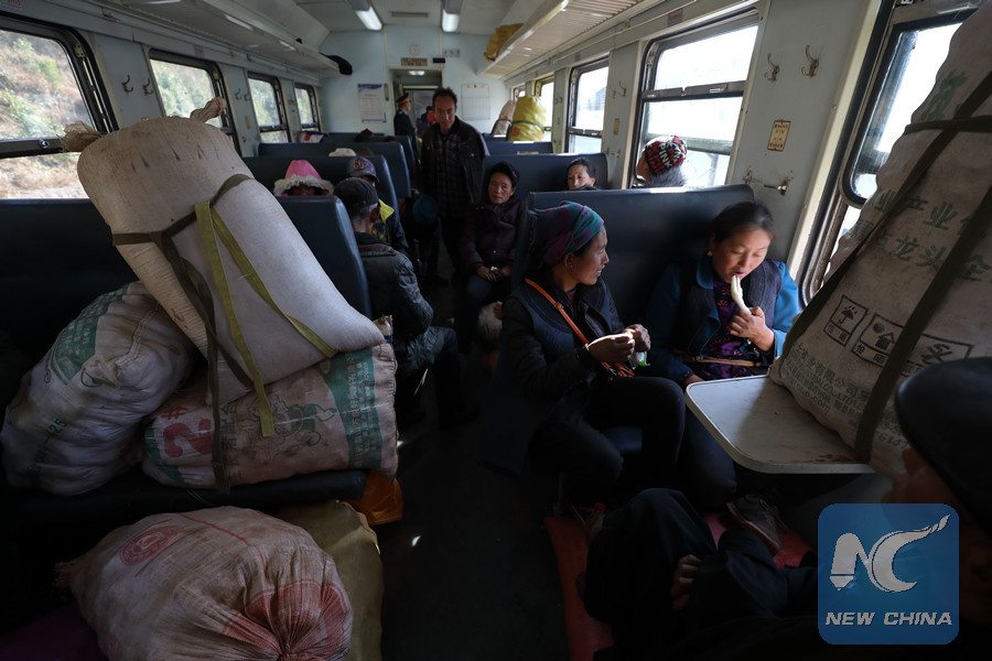 A ride on old-fashioned green train through southwest China mountains -  Xinhua