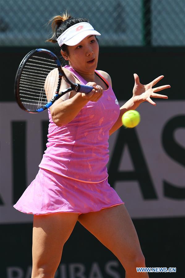 (SP)FRANCE-PARIS-TENNIS-FRENCH OPEN-QUALIFICATION-WOMEN'S 1ST ROUND-ZHANG KAILIN VS ELITSA KOSTOVA