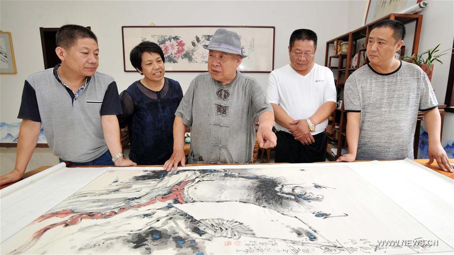 CHINA-CANGZHOU-FINGER PAINTING (CN)