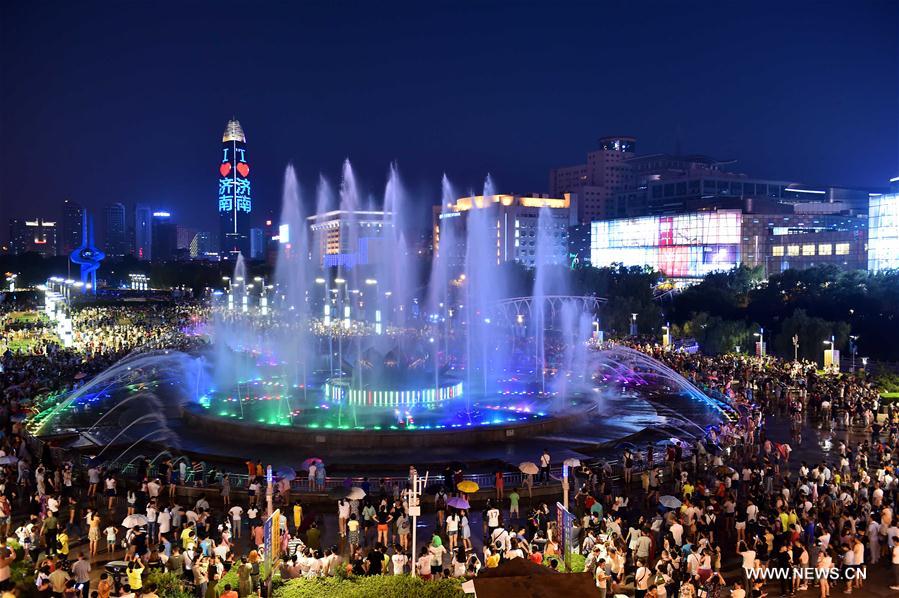 CHINA-JINAN-MUSICAL FOUNTAIN (CN)