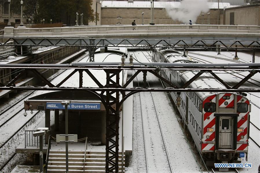 U.S.-CHICAGO-WEATHER-SNOWFALL