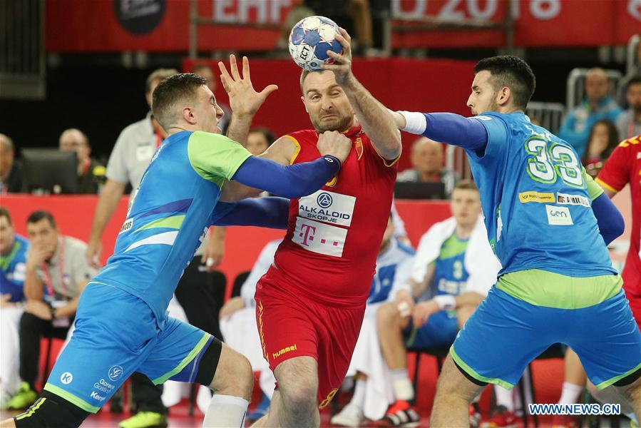 (SP)CROATIA-ZAGREB-HANDBALL-EHF EURO 2018-MAC VS SLO