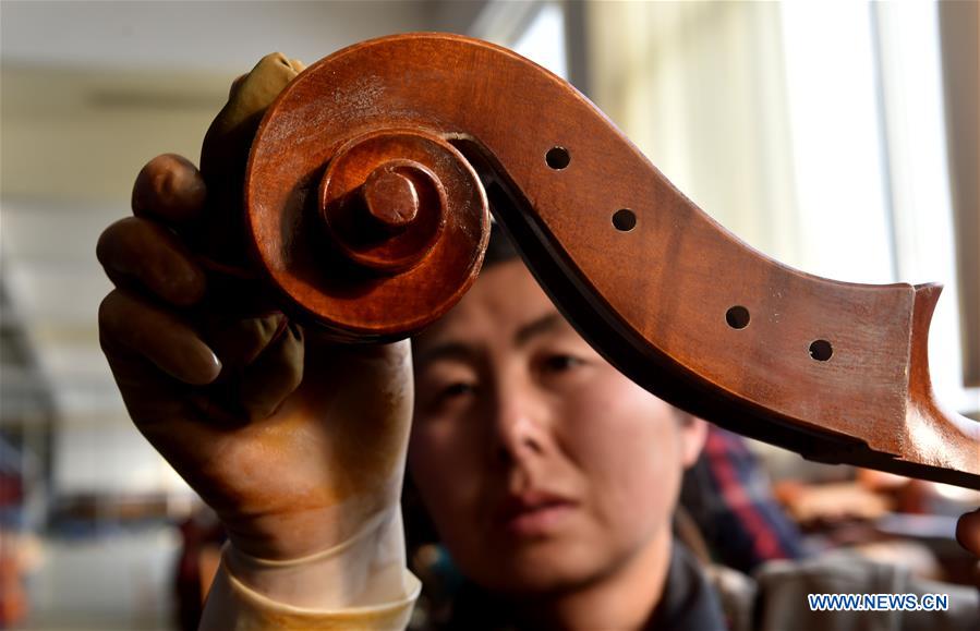 CHINA-HENAN-VIOLIN-PRODUCTION (CN)