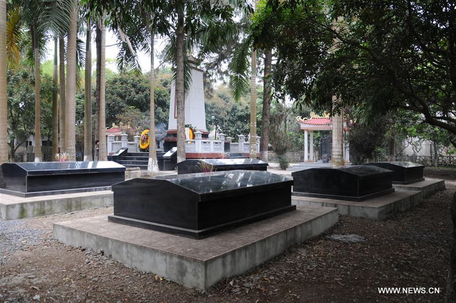 VIETNAM-HANOI-CHINESE MARTYR-TOMB SWEEPING