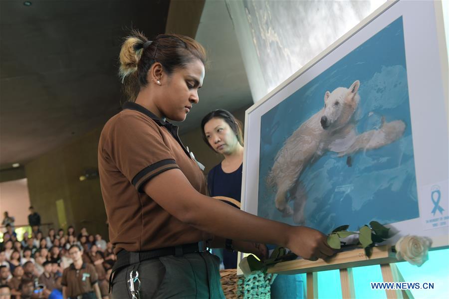 SINGAPORE-ZOO-POLAR BEAR-MEMORIAL SERVICE