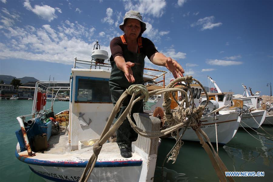 GREECE-XYLOKASTRO-ECONOMY-FISHERMAN