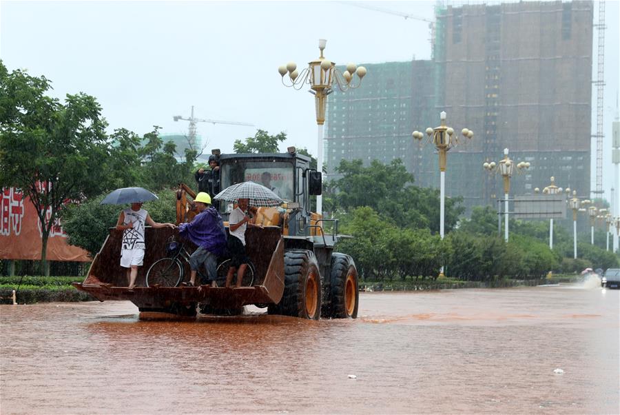 #CHINA-SOUTHERN PROVINCES-HEAVY RAIN (CN)