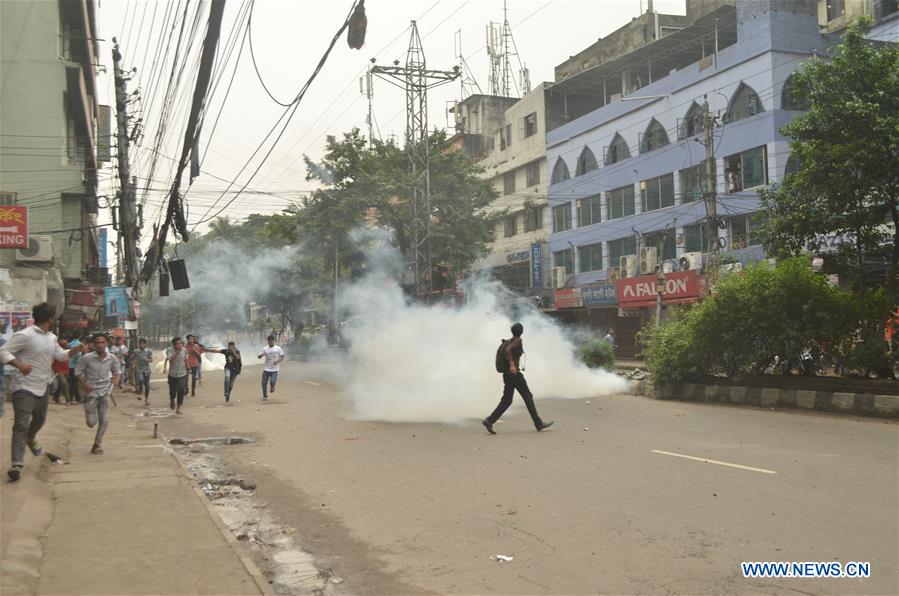 BANGLADESH-DHAKA-STUDENTS-PROTEST