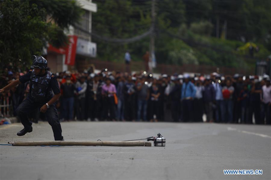 NEPAL-LALITPUR-POLICE-BOMB-HOAX