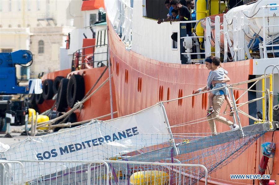 MALTA-SENGLEA-HUMANITARIAN VESSEL-MIGRANTS-DOCKING