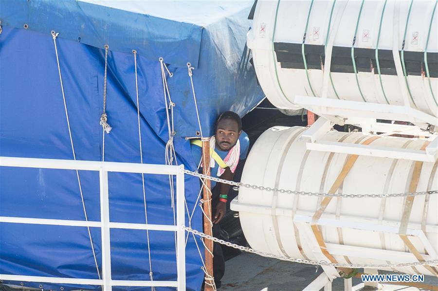 MALTA-SENGLEA-HUMANITARIAN VESSEL-MIGRANTS-DOCKING