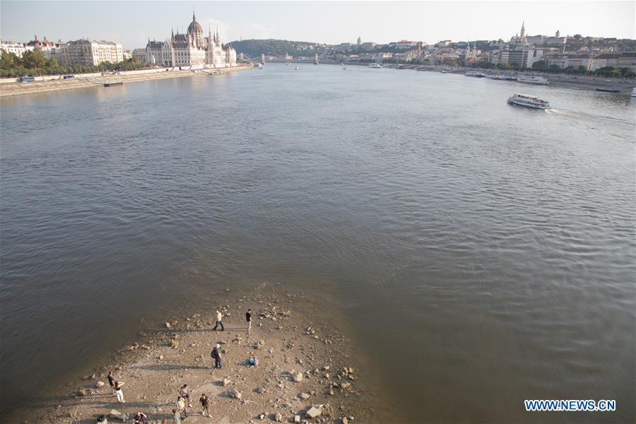 HUNGARY-BUDAPEST-RIVER DANUBE-LOW WATER LEVEL