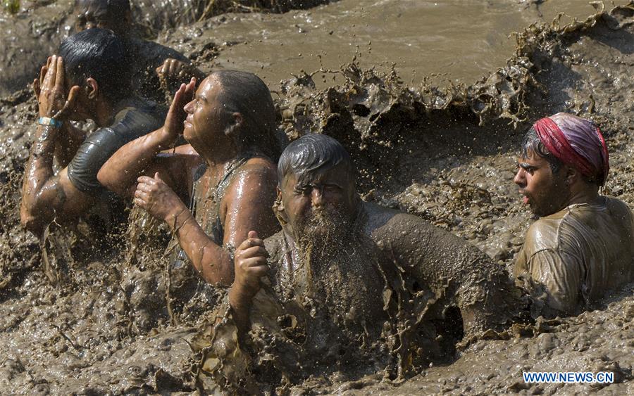 (SP)CANADA-TORONTO-MUD HERO-OBSTACLE RUN