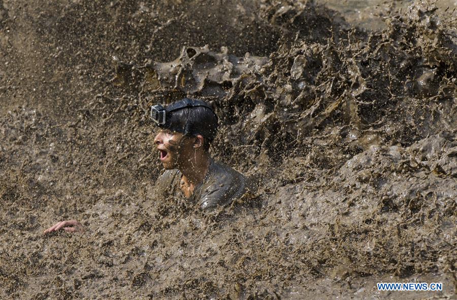 (SP)CANADA-TORONTO-MUD HERO-OBSTACLE RUN