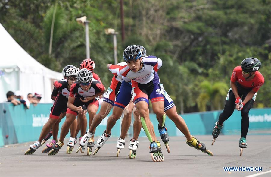 In pics: roller skate men's road 20km race at Asian Games - Xinhua | English.news.cn