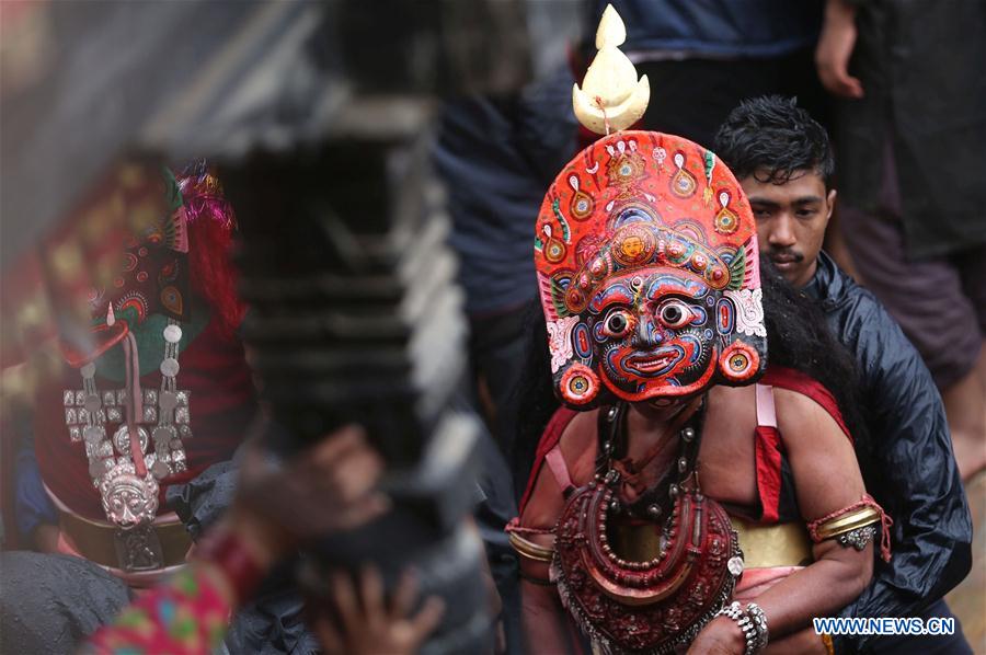 NEPAL-BHAKTAPUR-NIL BARAHI DANCE FESTIVAL