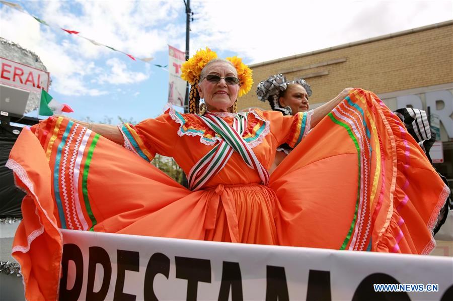 U.S.-CHICAGO-MEXICO-INDEPENDENCE DAY-PARADE