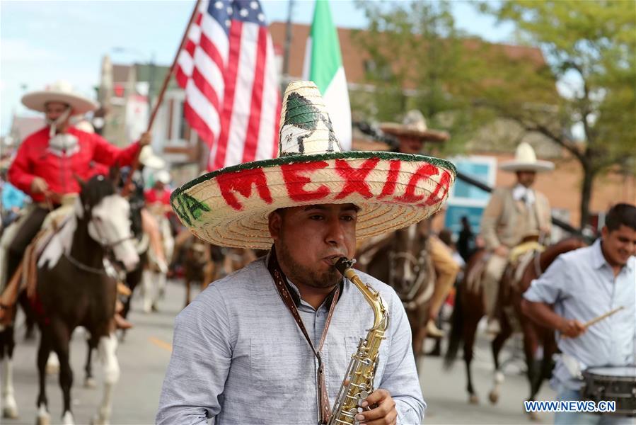 U.S.-CHICAGO-MEXICO-INDEPENDENCE DAY-PARADE