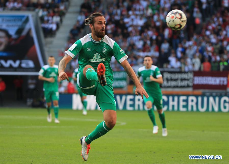 (SP)GERMANY-AUGSBURG-SOCCER-BUNDESLIGA-AUGSBURG VS BREMEN