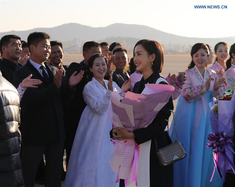 DPRK-PYONGYANG-CHINESE DELEGATION OF LITERARY AND ART WORKERS-VISIT